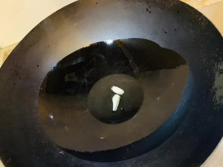 清炒包菜 第 1 步