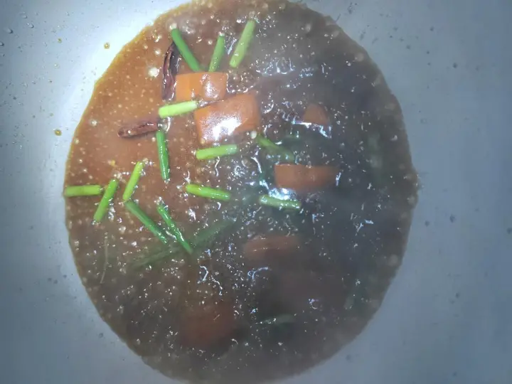 炸豆腐烧蒜苔 第 9 步