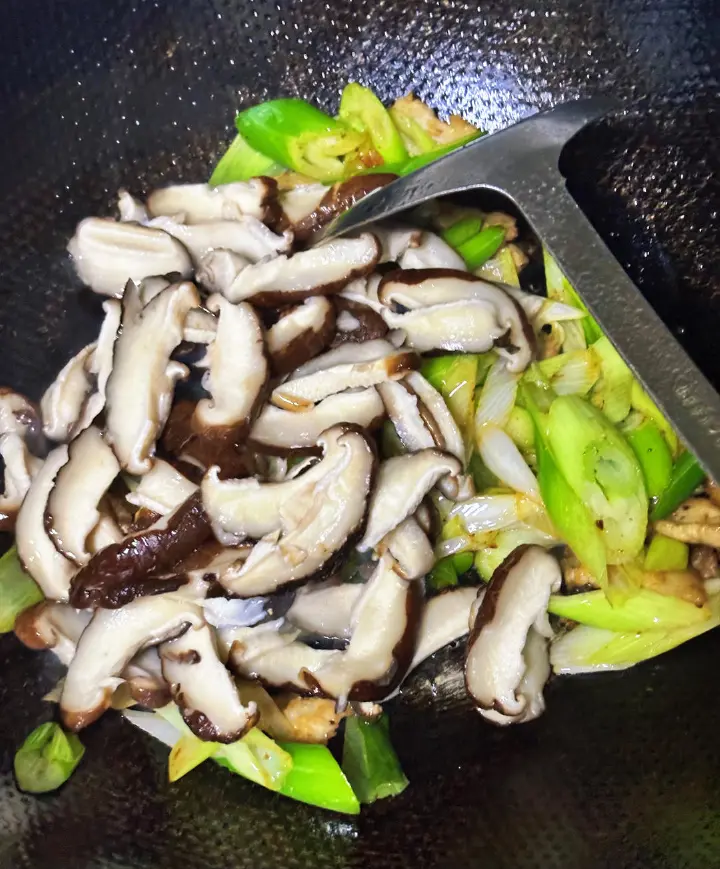 葱烧香菇 第 9 步