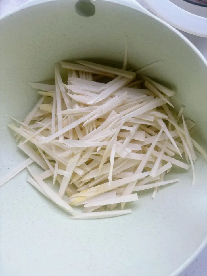 鱼香肉丝 第 6 步