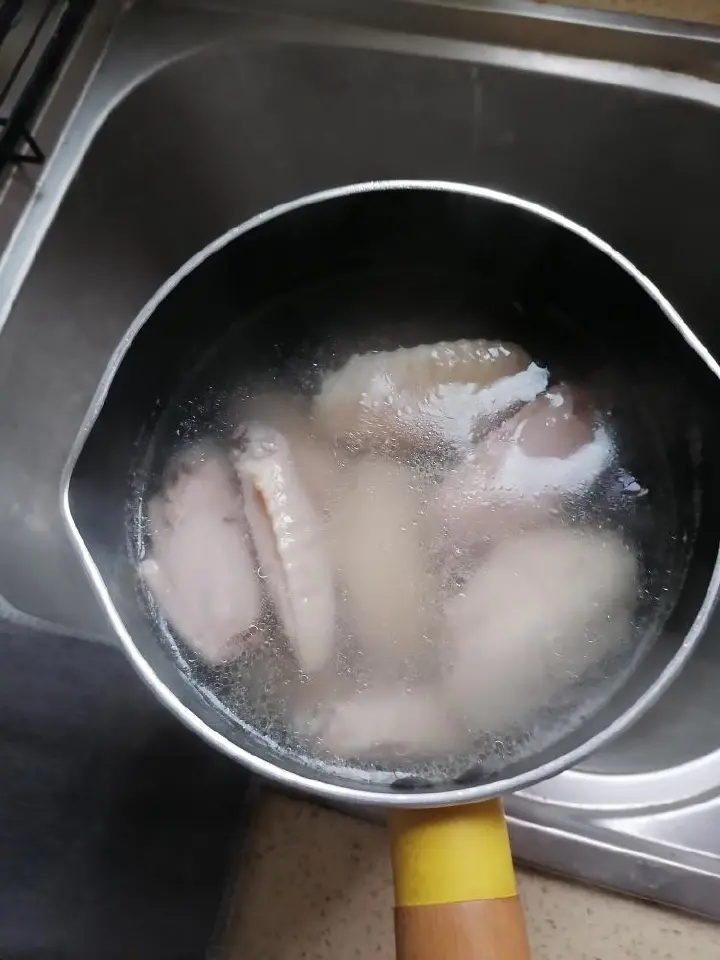 蒜香烤翅 第 2 步