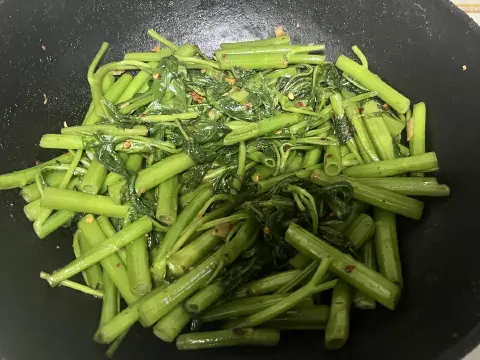 辣炒空心菜