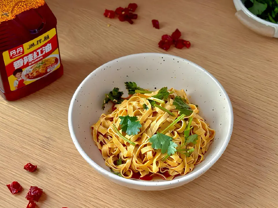 红油拌豆腐皮成品图