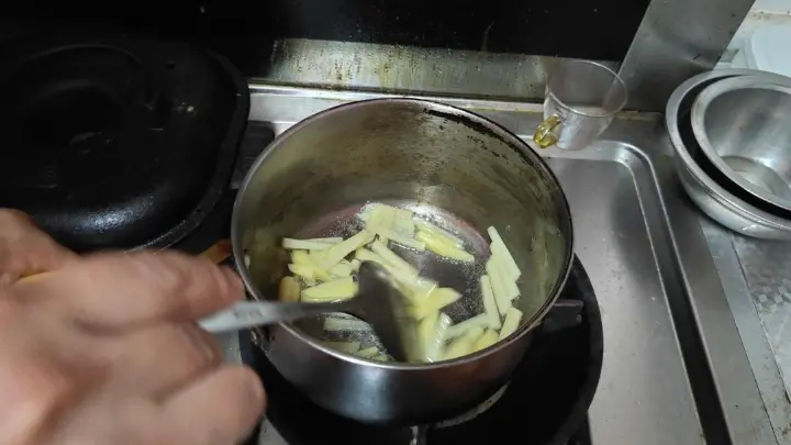 家常时蔬炒肉 第 11 步