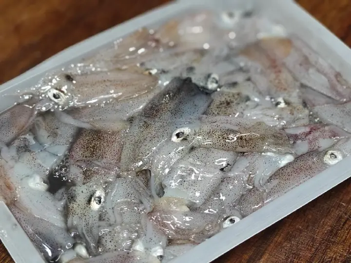 砂锅焗一口鱿 第 1 步