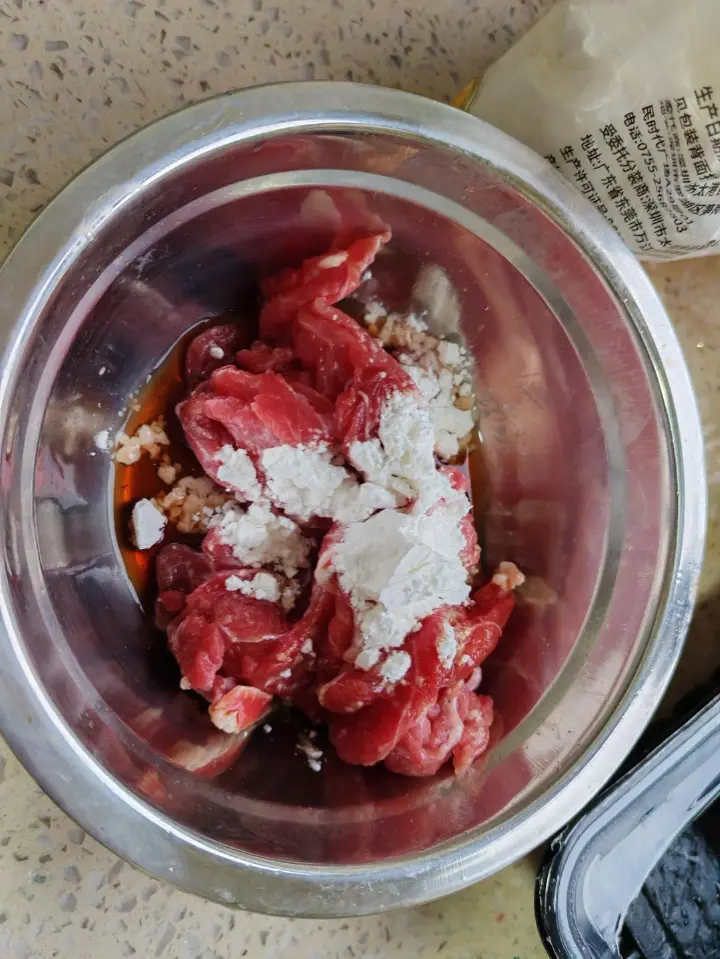 家常小炒黄牛肉 第 3 步