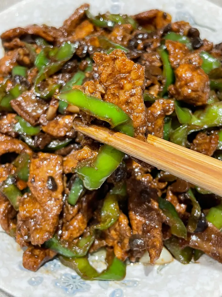 豆豉辣椒炒肉 第 7 步