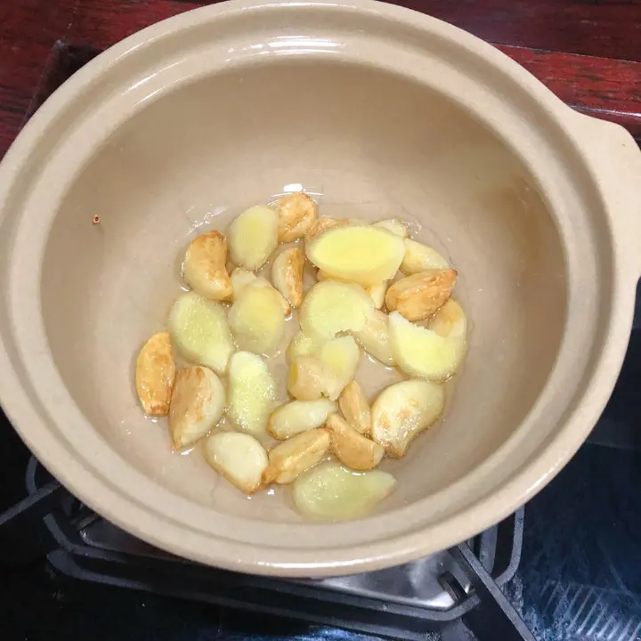 豆酱鸡翅煲 第 10 步