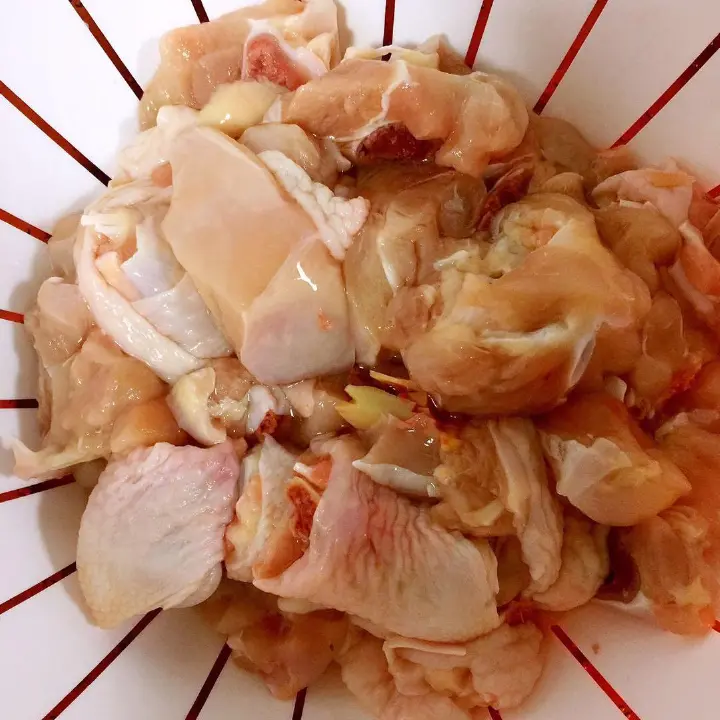 黄焖鸡米饭 第 1 步