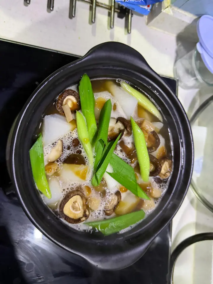 鲍汁烧萝卜 第 4 步