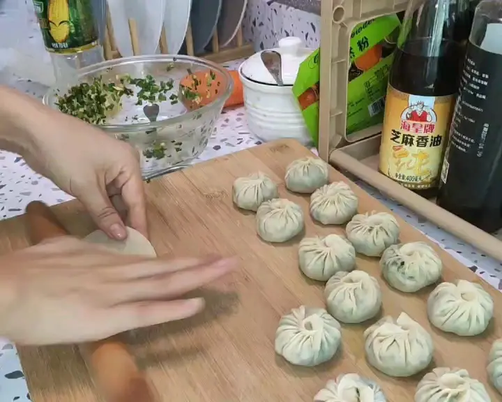 饺子皮版素馅生煎包 第 3 步
