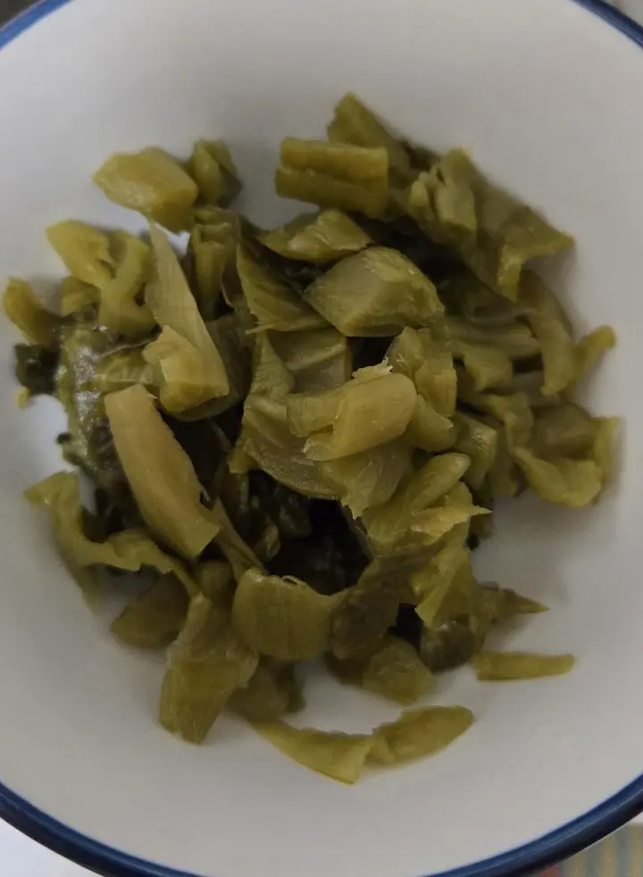 酸汤肉糜米线 第 3 步
