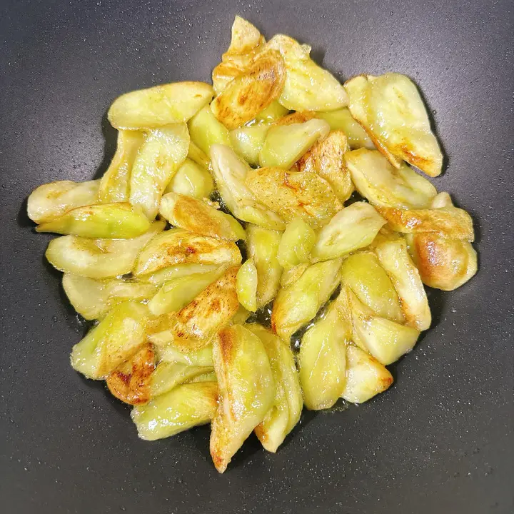 西红柿烧茄子 第 9 步