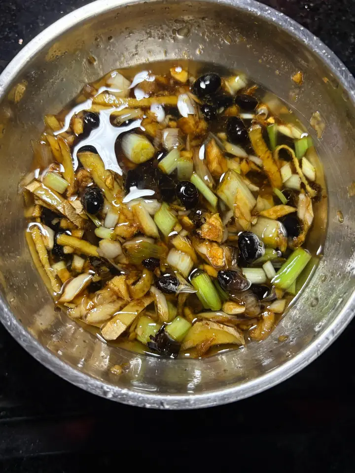 豆豉清蒸鲈鱼 第 4 步