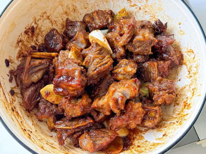 红烧牛肉炖土豆 第 7 步