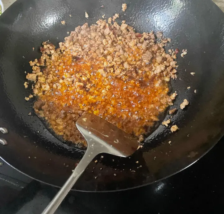 蒜苔炒肉末 第 6 步