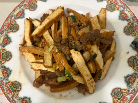 牛肉炒五香豆干