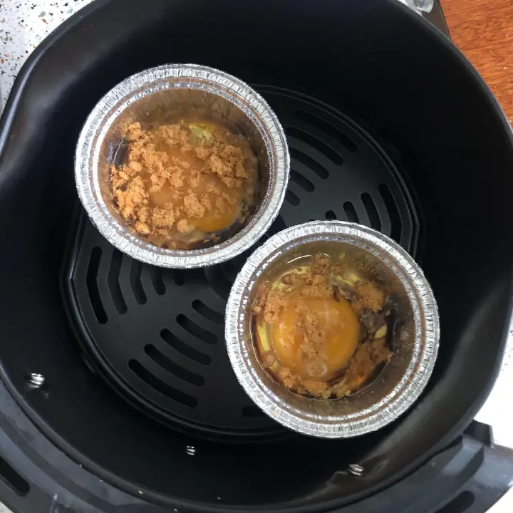 空气炸锅烤鸡蛋 第 3 步
