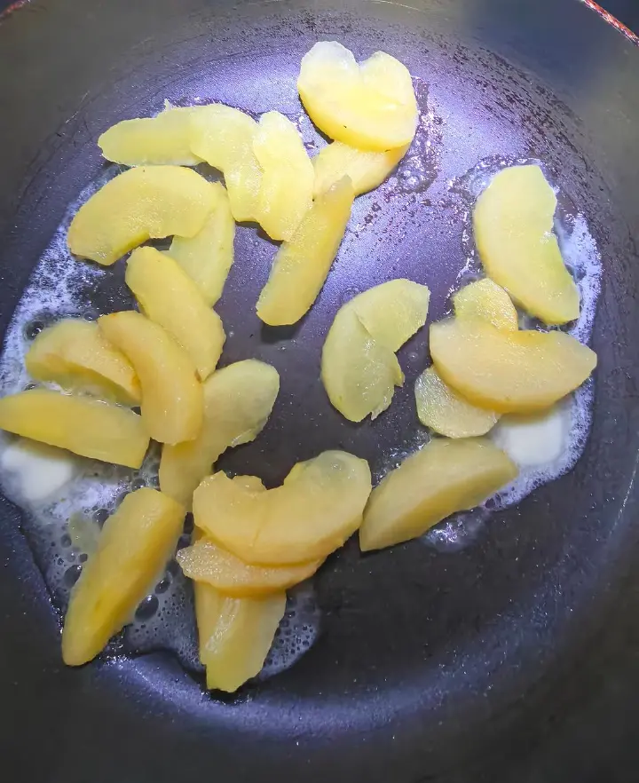 肉桂苹果煎吐司 第 8 步