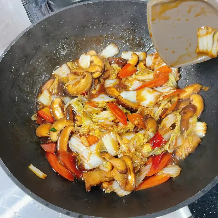 白菜炒香菇 第 28 步