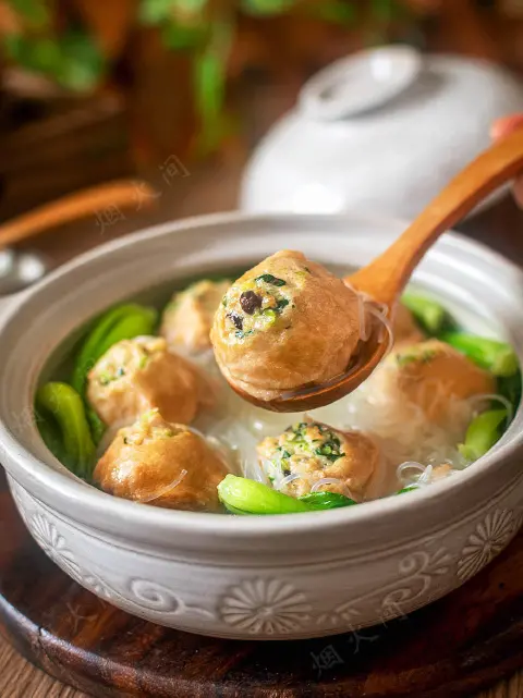 油面筋塞肉粉丝煲