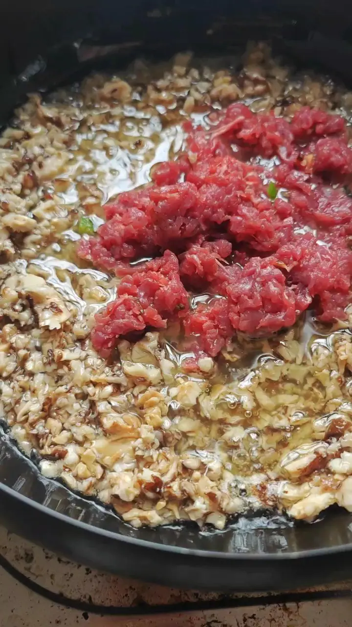 烧椒香菇牛肉酱 第 6 步
