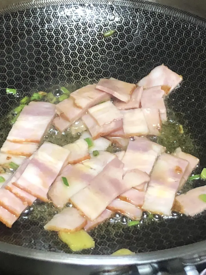 荷兰豆炒培根 第 7 步