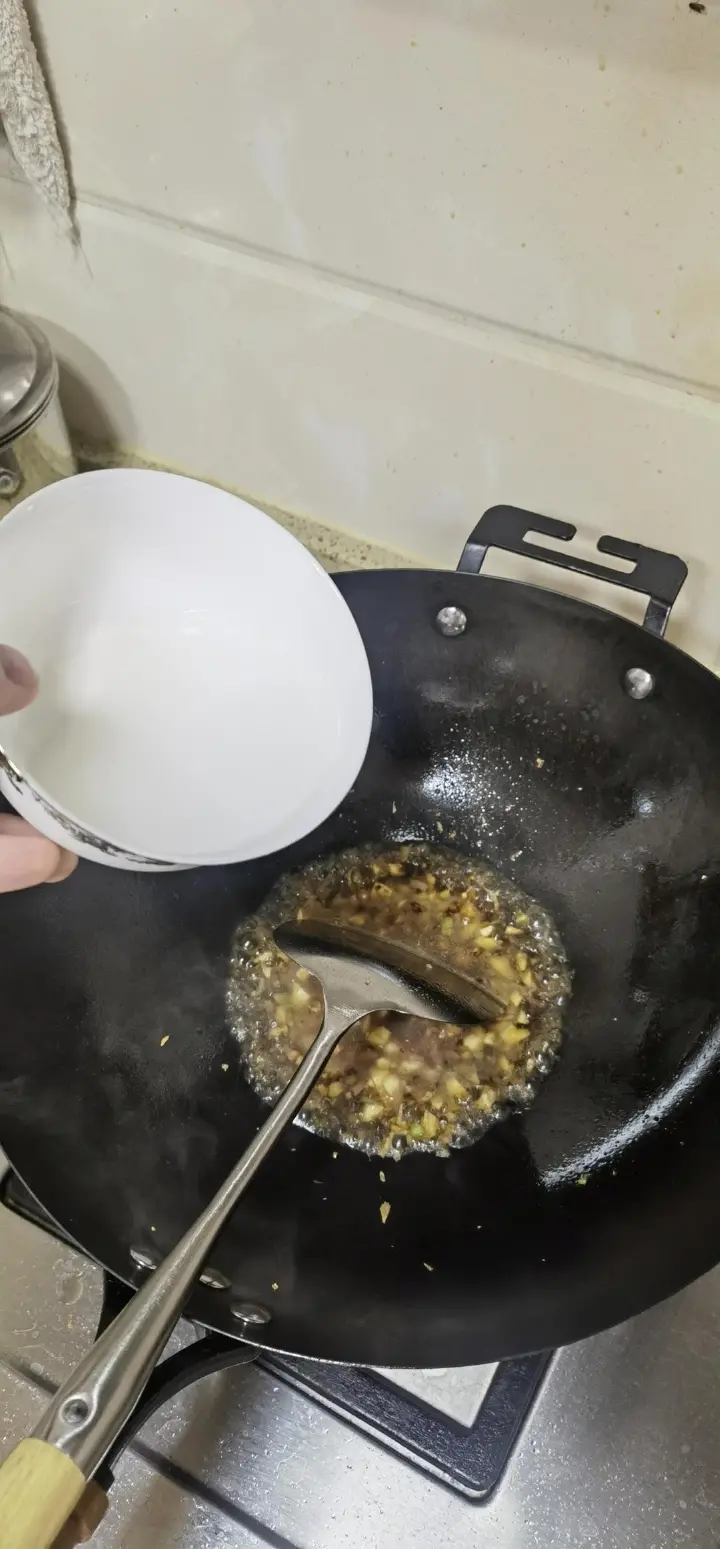 蒜蓉蚝油生菜 第 6 步