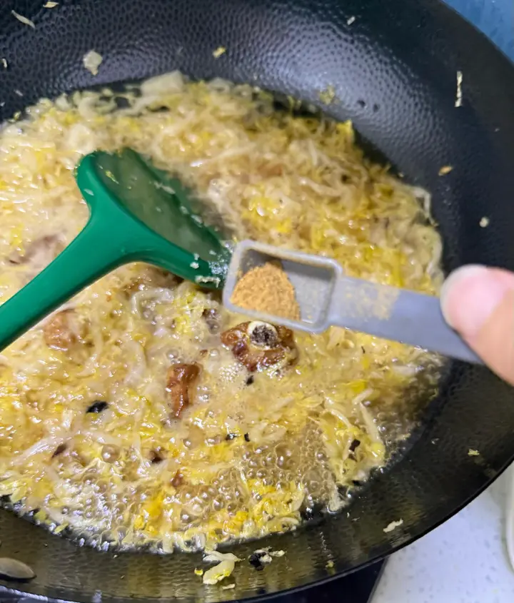 酸菜炖排骨 第 10 步