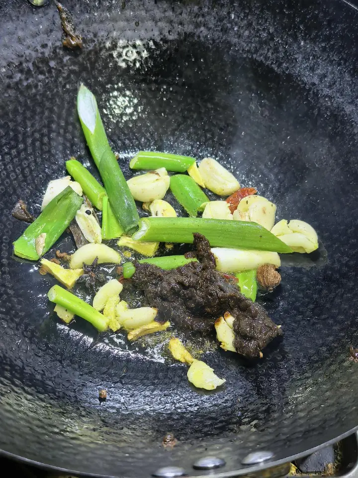 猪血烧豆腐 第 4 步
