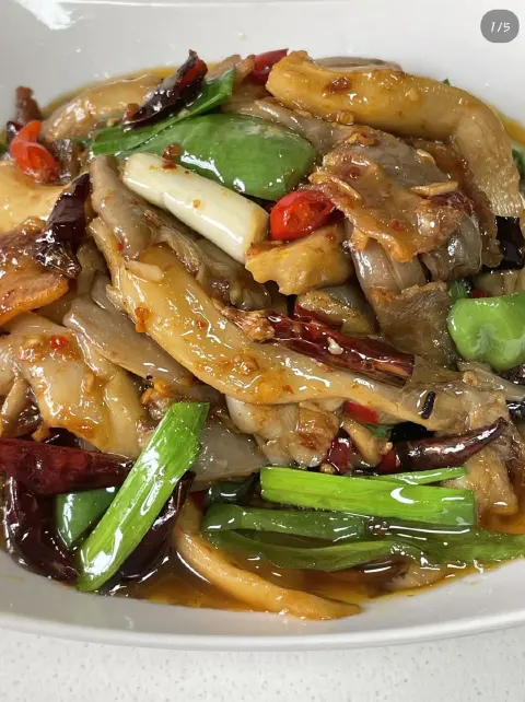 平菇炒肉