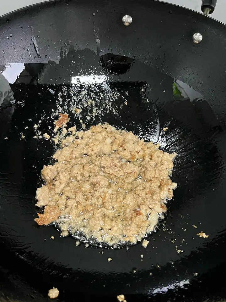肉末炒毛豆 第 5 步