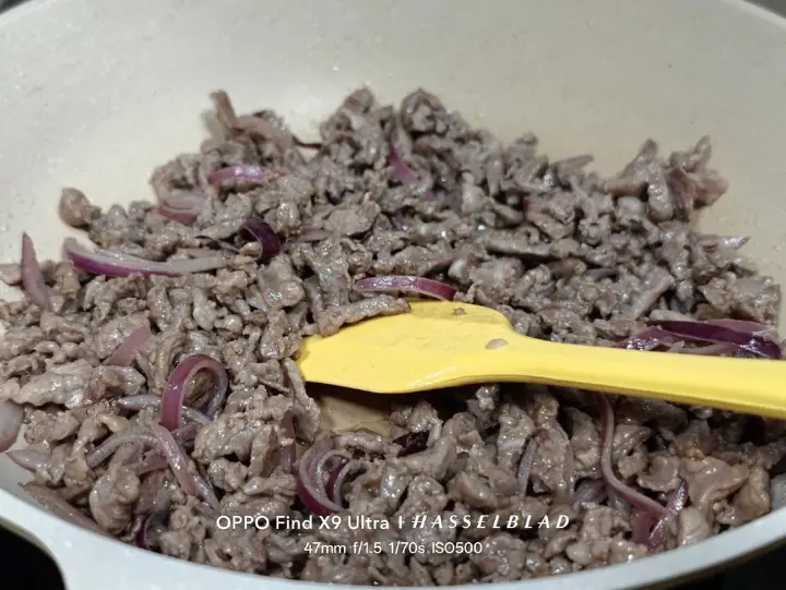 土豆牛肉芝士手抓饼卷 第 2 步