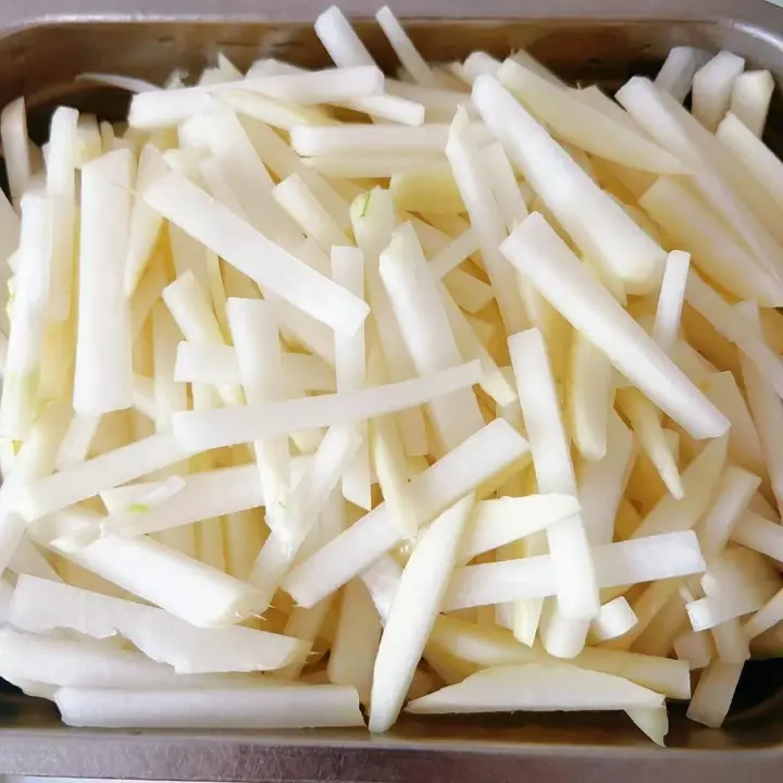 酱腊肉炒佛手瓜 第 2 步
