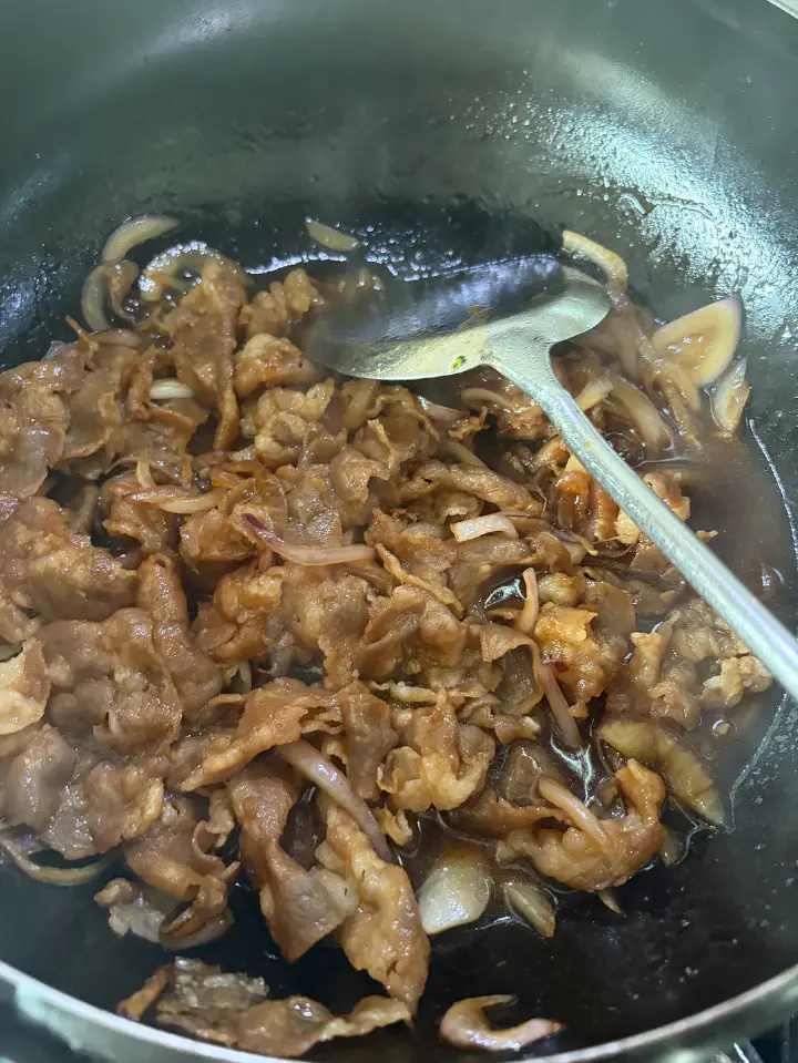 日式肥牛拌饭 第 3 步