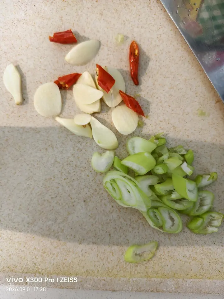 擂椒皮蛋 第 3 步