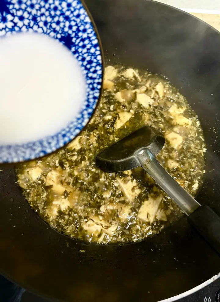 雪菜肉末豆腐羹 第 4 步