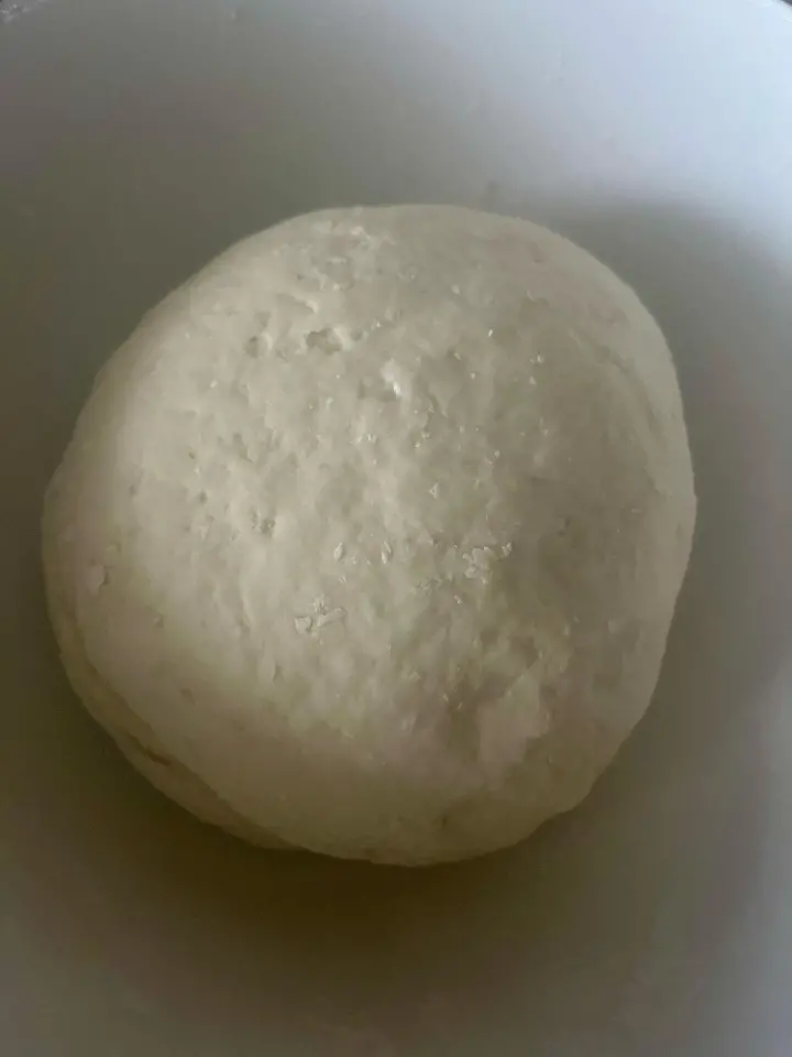 鸡丁猪肉香菇干子包子 第 4 步