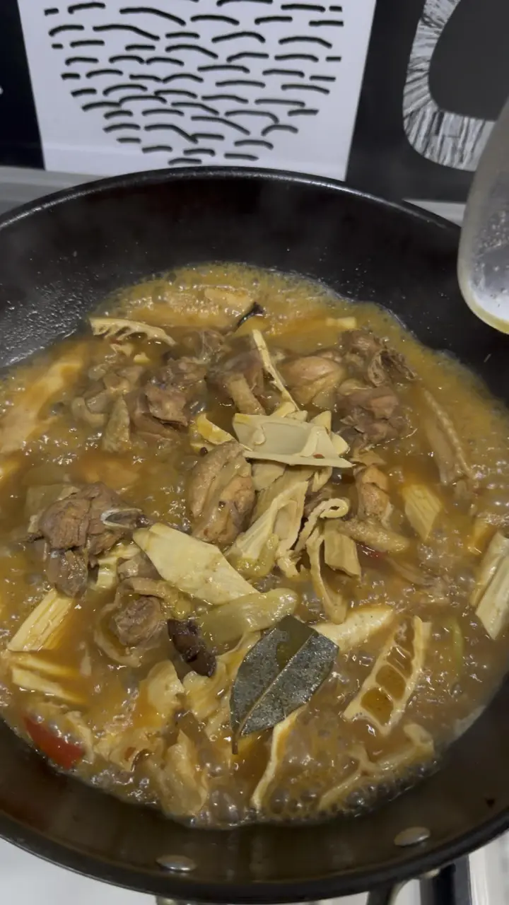 笋干烧鸡 第 9 步