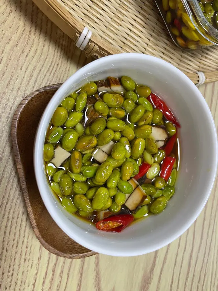 毛豆炒香干 第 4 步