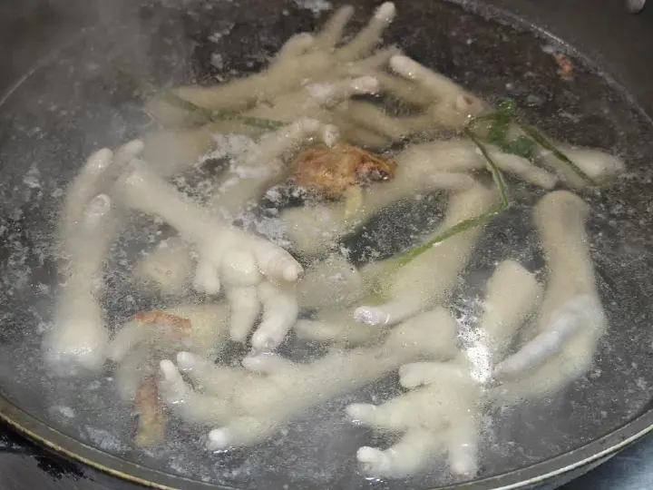 豉汁虎皮凤爪 第 3 步