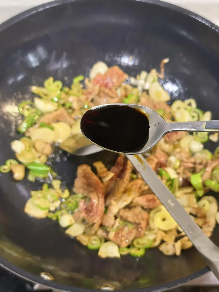 牛肉炒河粉 第 6 步