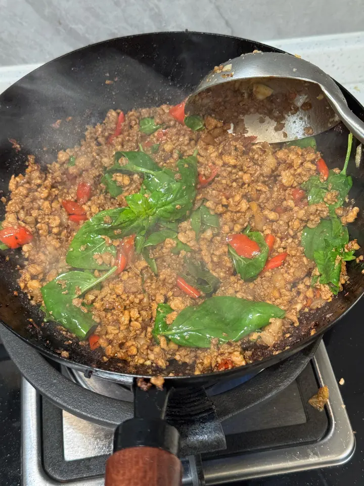 泰式打抛饭 第 12 步