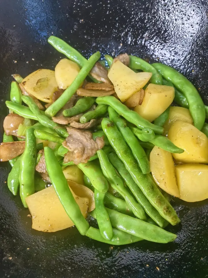 东北土豆炖豆角 第 11 步