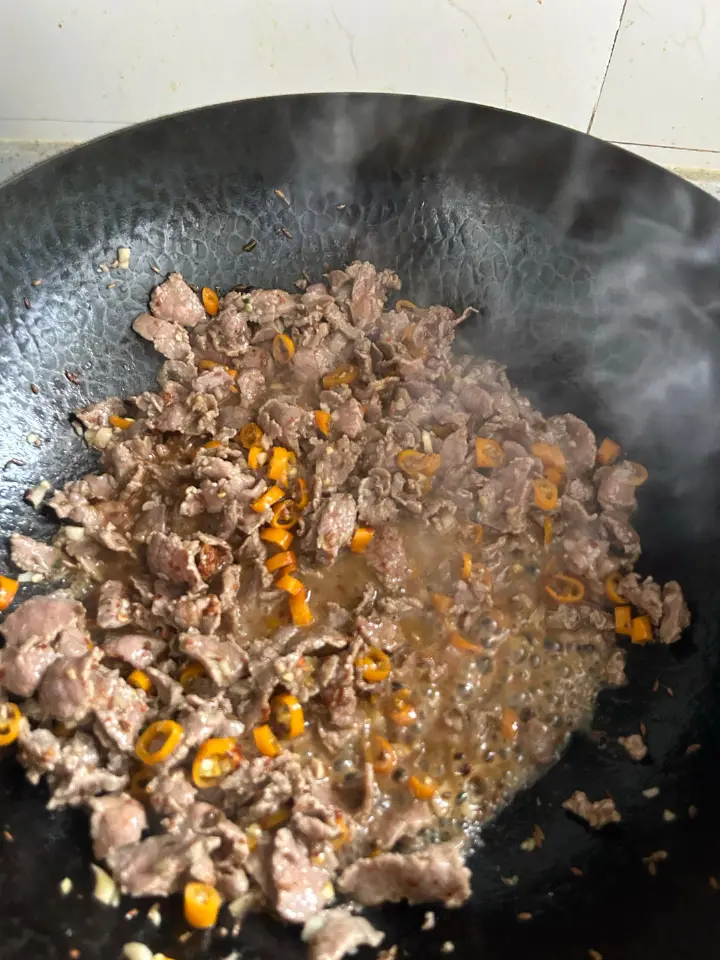香葱牛肉 第 4 步
