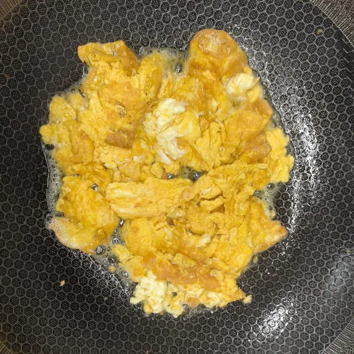 韭菜炒鸡蛋 第 3 步