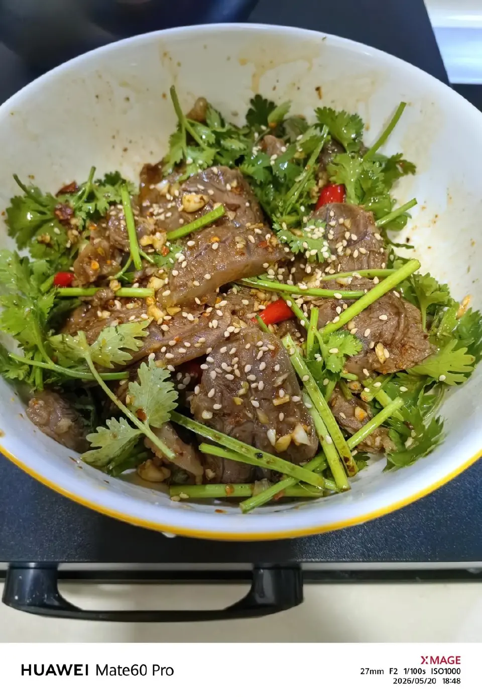 凉拌牛肉成品图