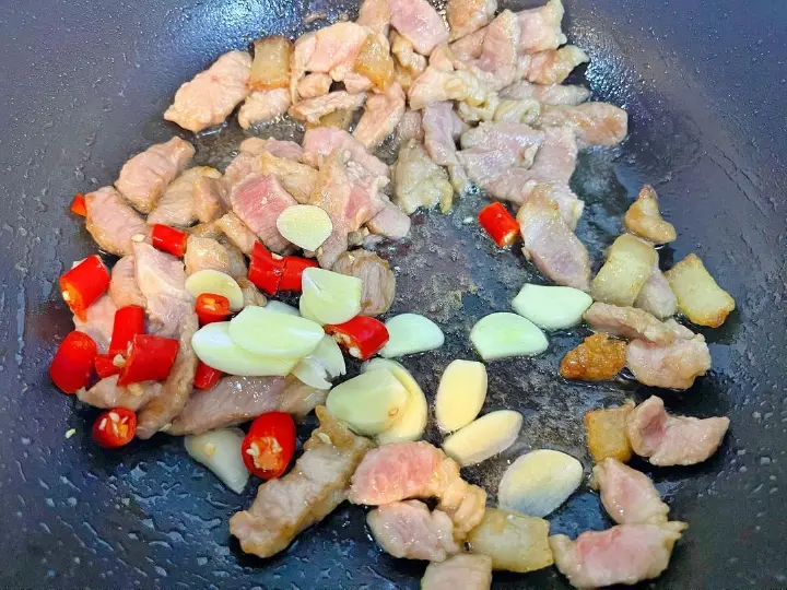 脆瓜小炒肉 第 9 步
