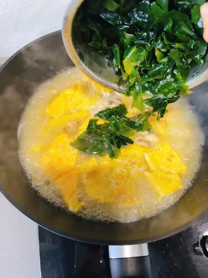 裙带菜豆腐蛋花汤 第 15 步