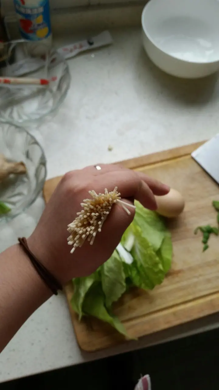 青菜荷包蛋挂面 第 3 步